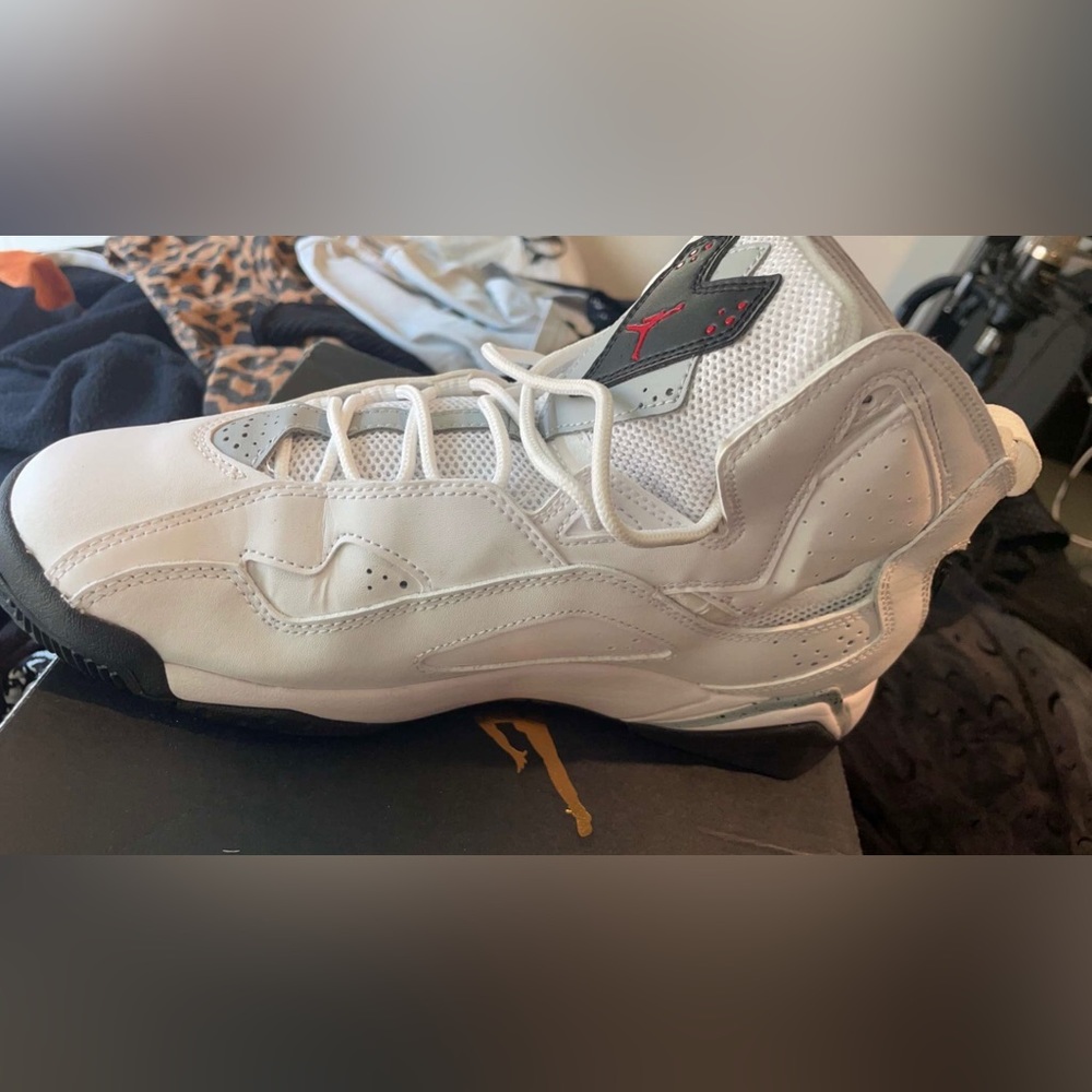 Jordan True Flight Women’s Size 8 - Picture 2 of 5